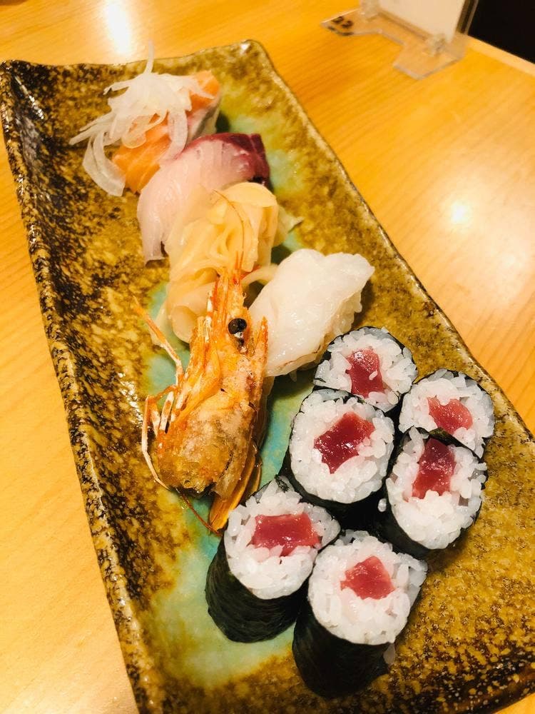 や台ずし 尾頭橋町