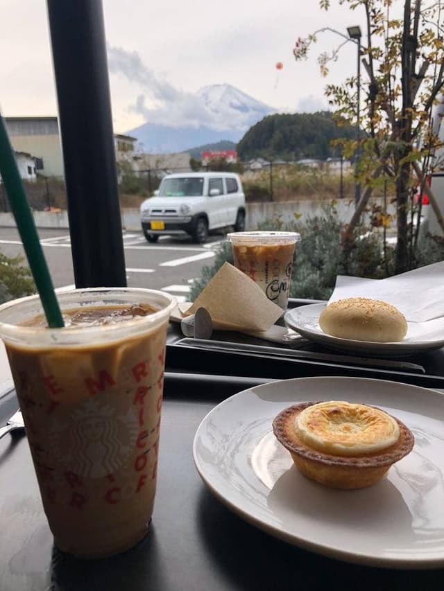 スターバックス コーヒー 富士吉田店 - サブ画像1