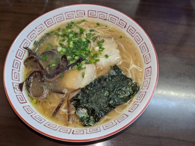 博多ラーメン八千亭 - サブ画像1
