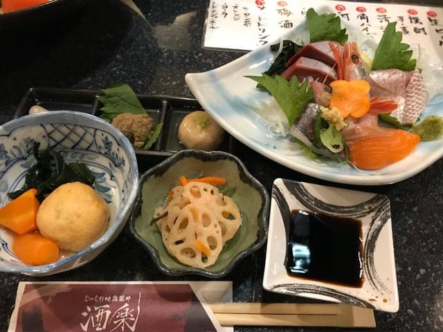とっとり地魚菜や 酒楽 - サブ画像3