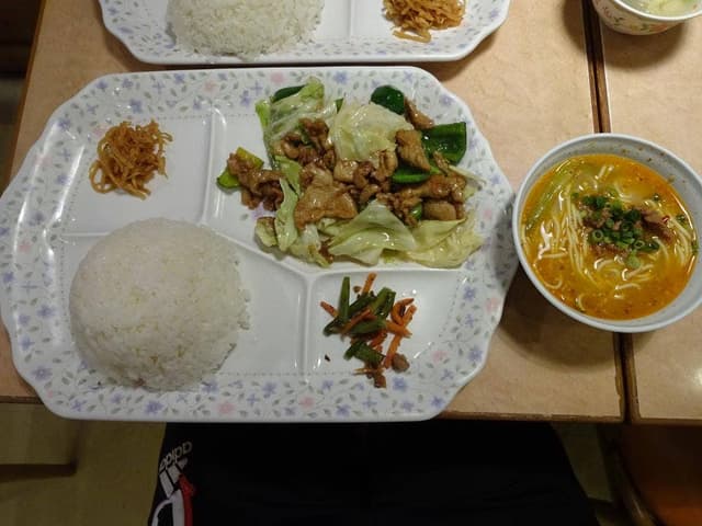大明担担麺 箱崎店 - サブ画像3