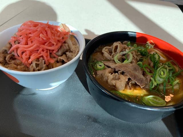 松屋 権現湖PA上り線店 - サブ画像3