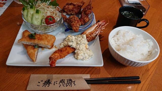 縁たく家 Awabi&asian BAR - サブ画像3