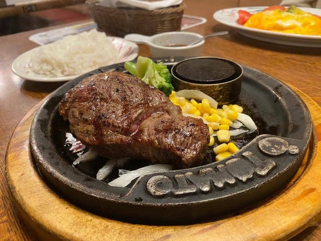 トマト & オニオン 鹿児島姶良店 - サブ画像1