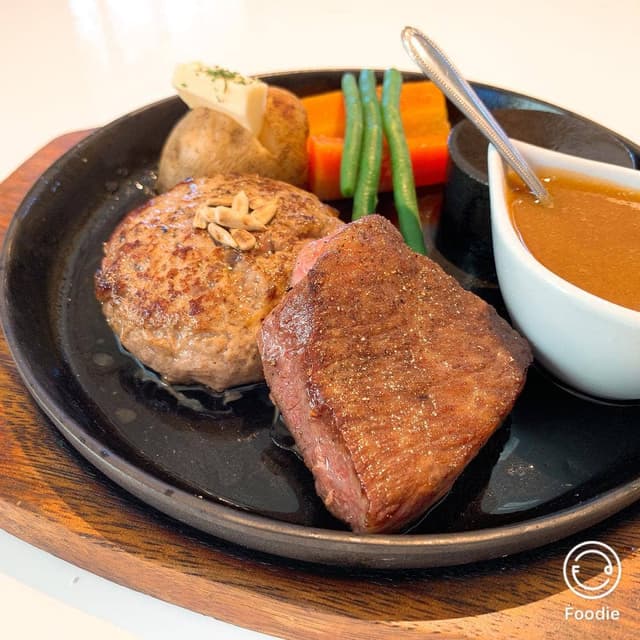 にこにこハンバーグ ひまわり - サブ画像2