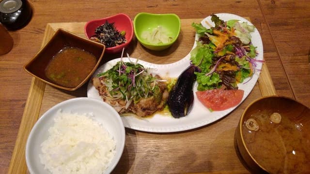 和ごはんとカフェ chawan アリオ橋本店 - サブ画像1