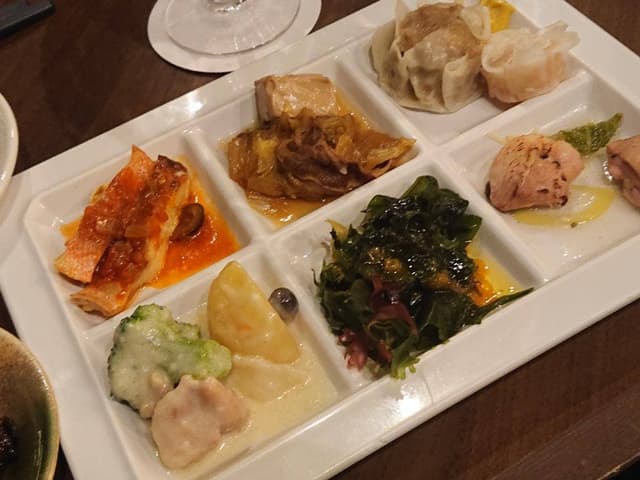 バイキングレストラン るぴなす - サブ画像1