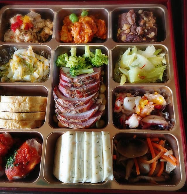 トオカツフーズ健康三彩受付ダイヤル - サブ画像2