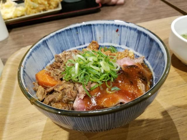 ぎゅんた 神戸六甲道 - サブ画像3