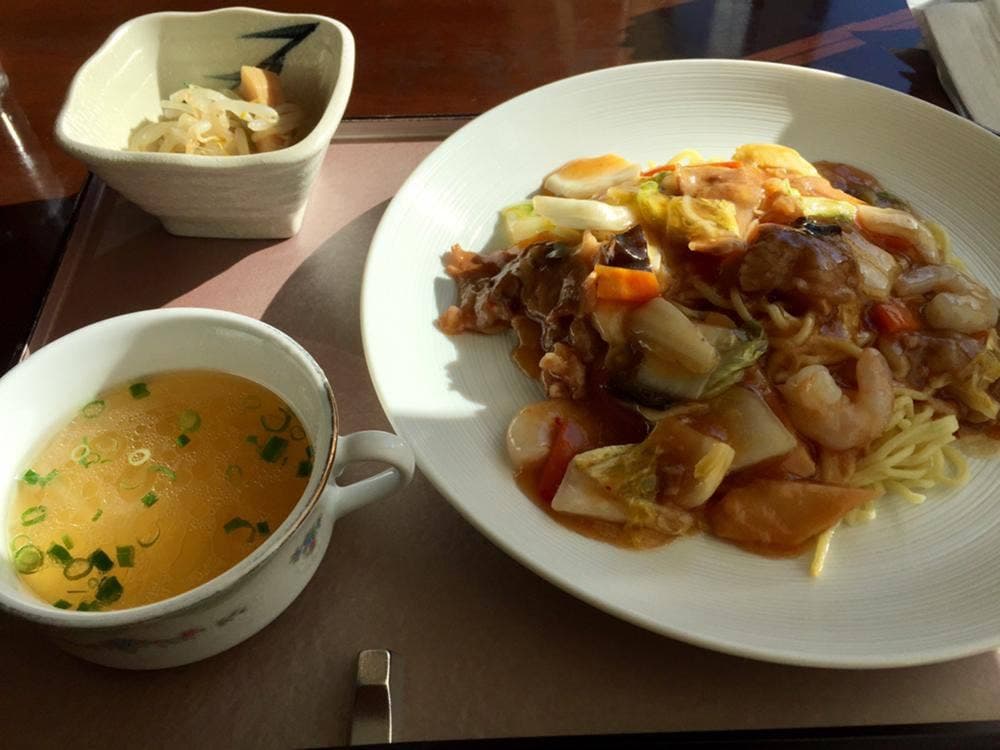 レストラン パルズ