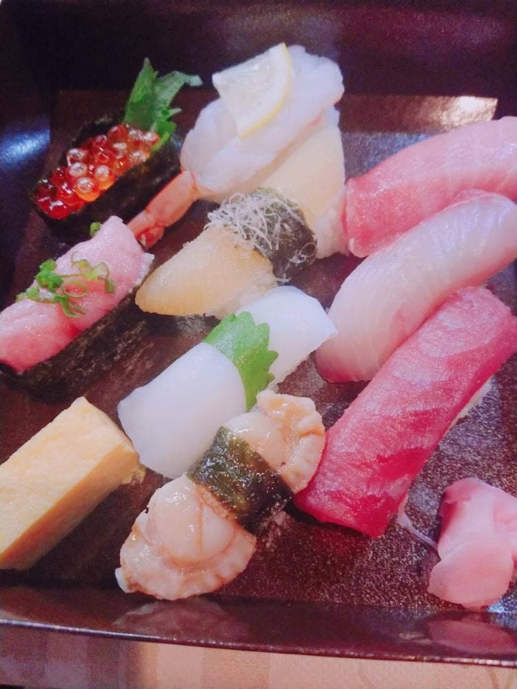 寿し花月本店