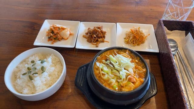 HANEUL KOREAN RESTAURANT - サブ画像1