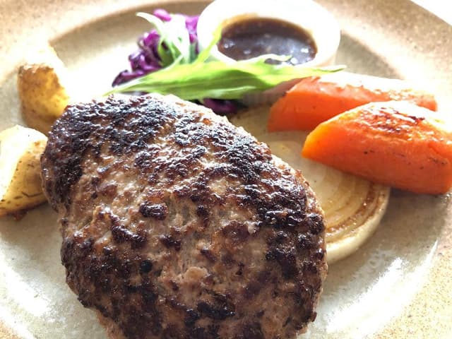 野菜を食べるハンバーグ屋さん - サブ画像1