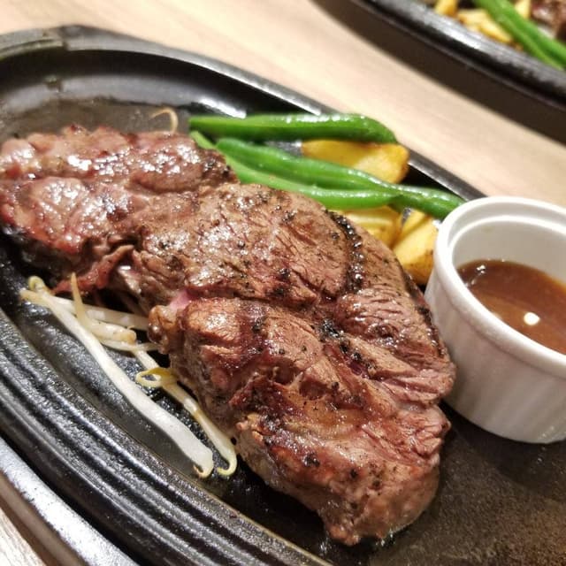 デンバープレミアム マークイズ福岡ももち店 - サブ画像2