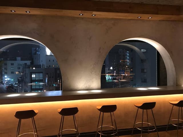 チーズケーキとワイン BAR LUX - サブ画像3