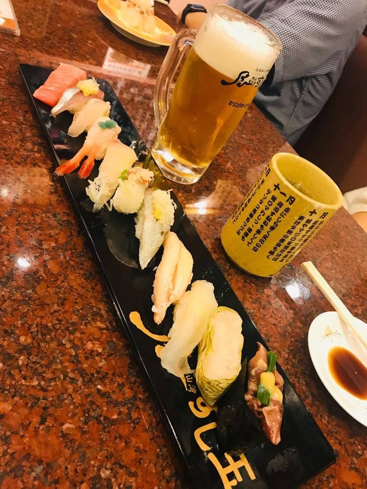 すし八