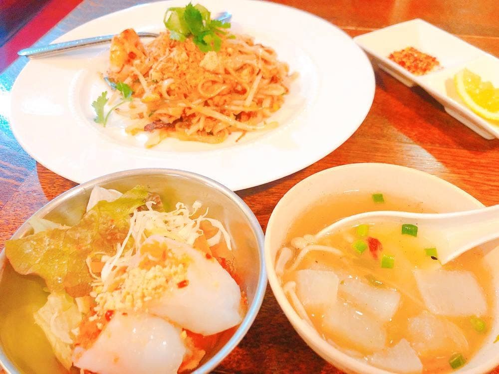 タイ料理Pin Tong