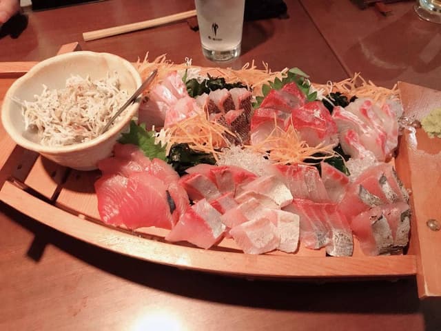 地魚専門店 魚藤 - サブ画像1