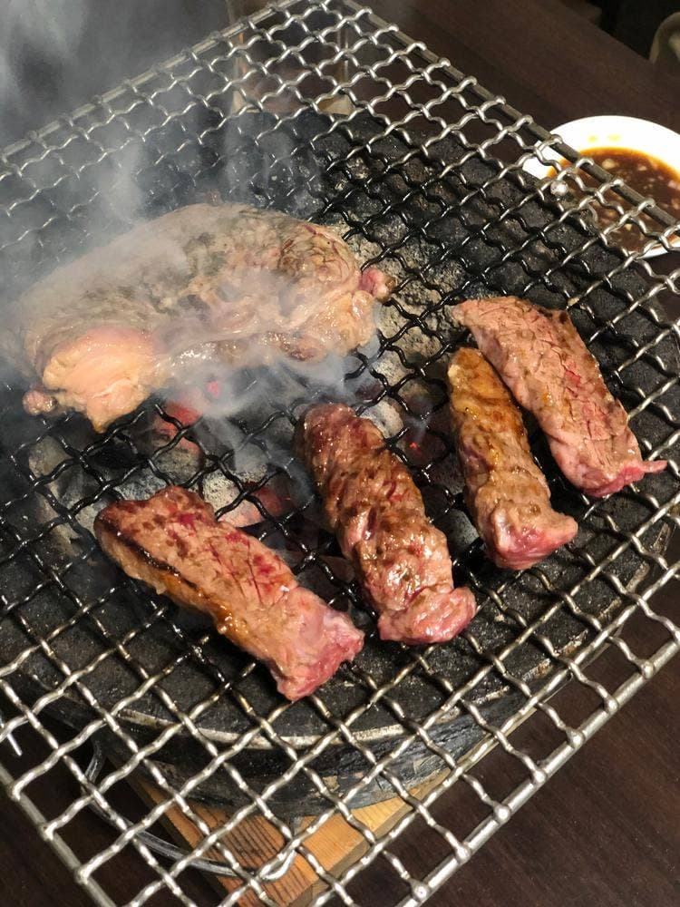 炭火焼肉 ホルモン やまと 西新店
