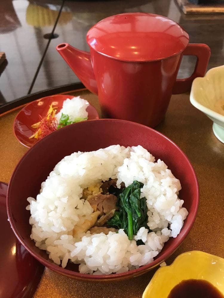 塩田温泉 湯元 上山旅館 食事処