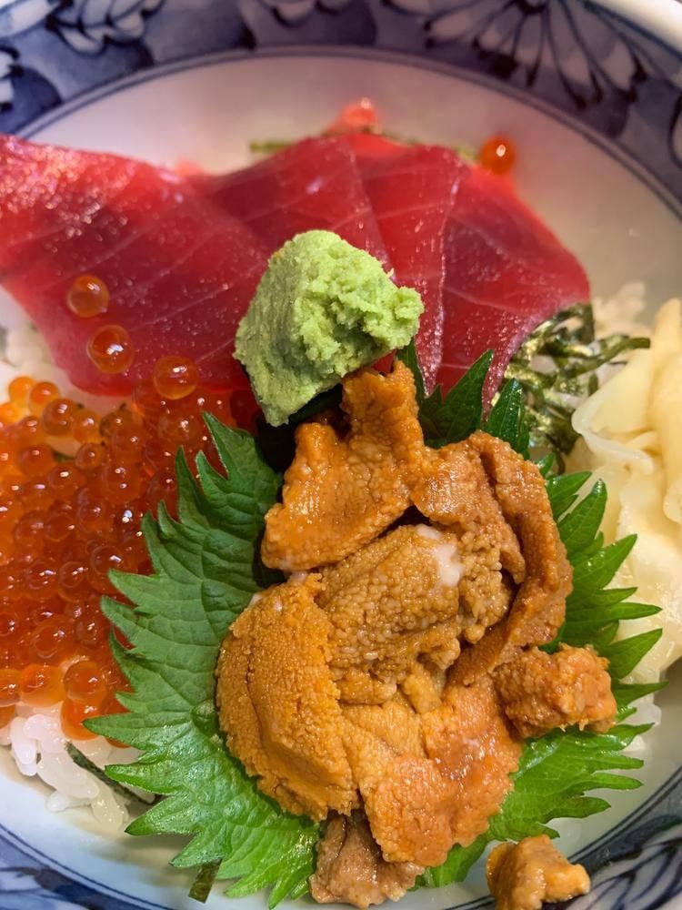 うおがし丼 かんの