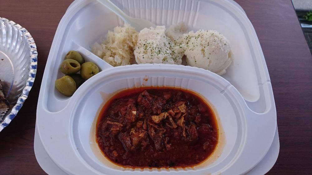 ワイナリー出張所 lecker platz