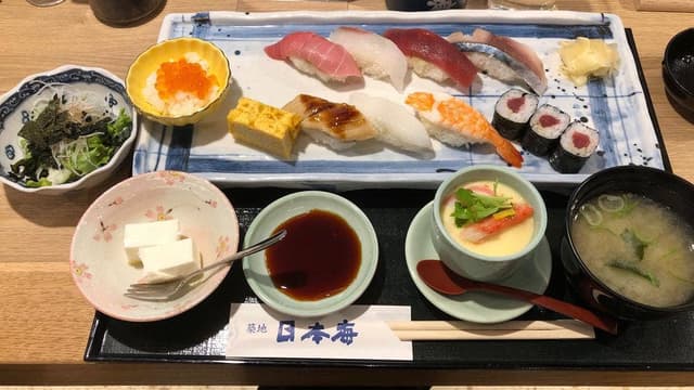 築地日本海 新宿西口店 - サブ画像1