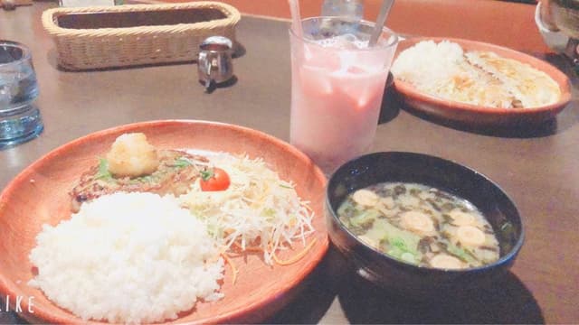 びっくりドンキー 上新庄店 - サブ画像1