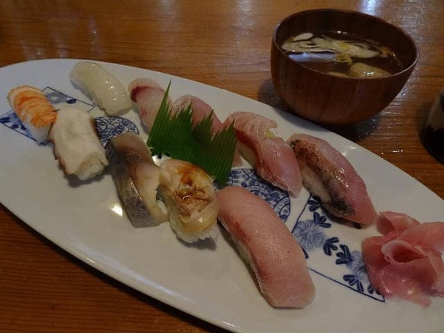松鮨 - サブ画像1