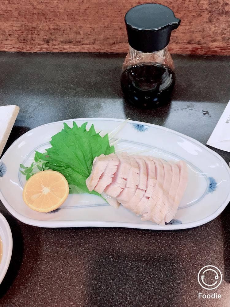 とりふち