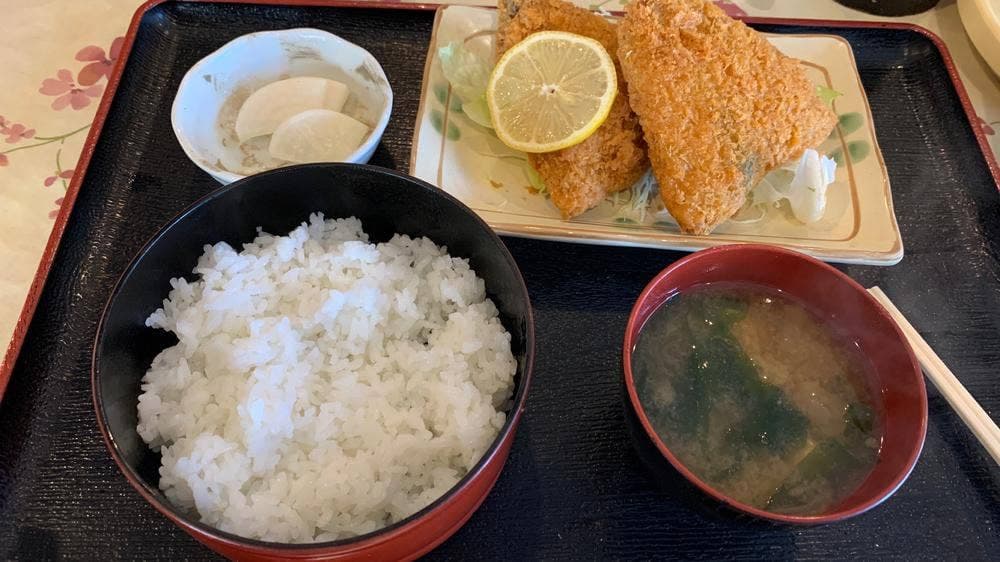 お食事処 サワヤ