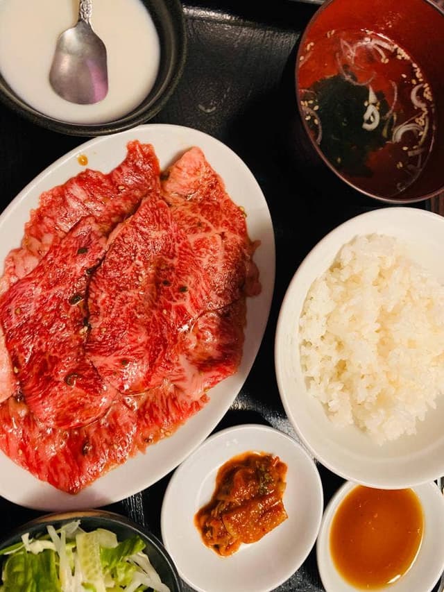 焼肉 おくう 新橋店 - サブ画像3