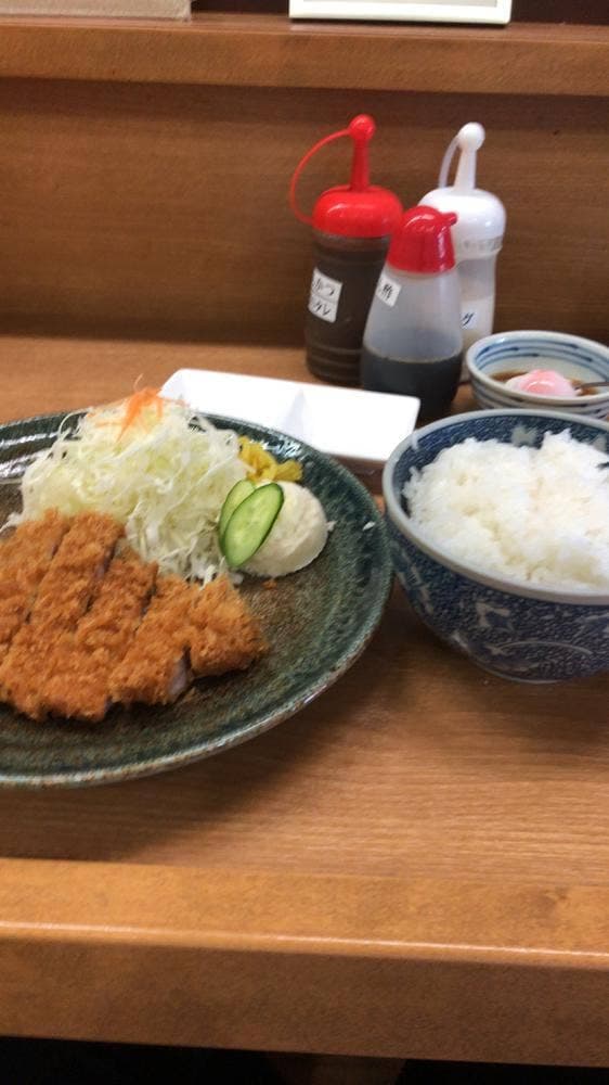 とんかつ渡来亭