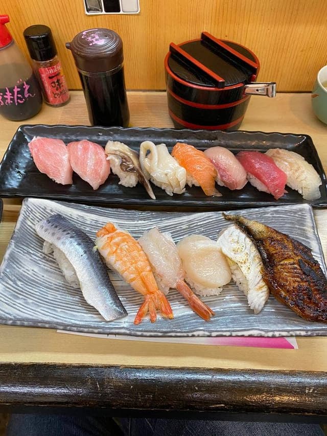 ファミリーすしあかし - サブ画像1