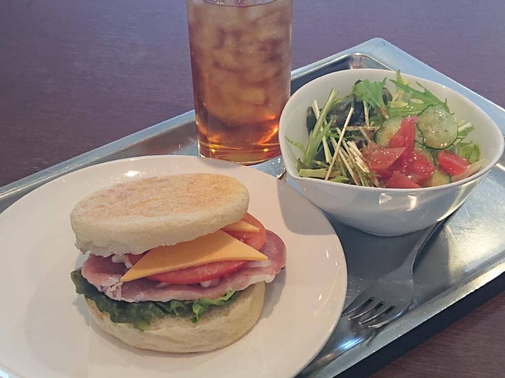 グランカフェ三谷店