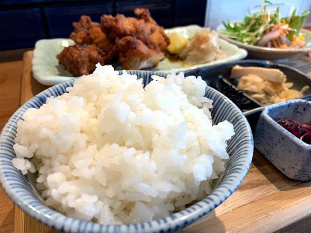 餃子と煮込み - サブ画像2