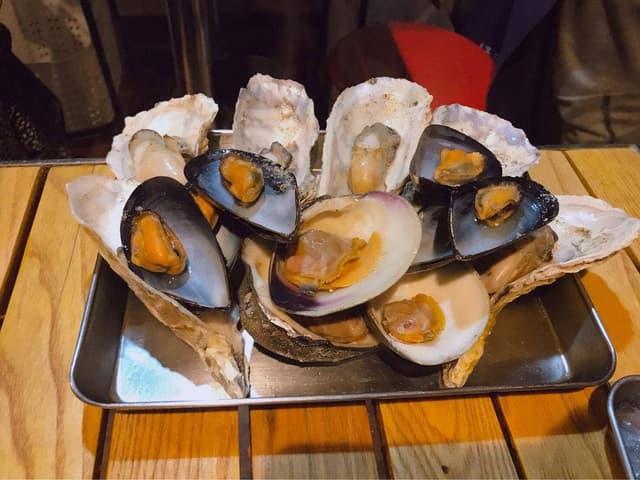 漢方和牛とかき小屋 池袋美久仁小路店 - サブ画像3