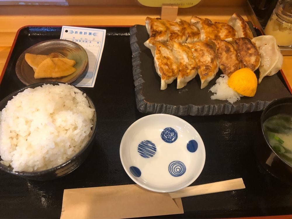 餃子の白まる