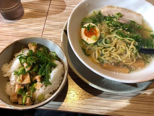 越後秘蔵麺 無尽蔵 イオンタウン湖南店 - サブ画像1