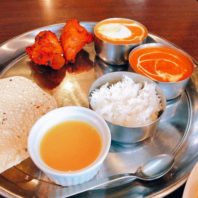 インド料理プルニマ 三ツ沢本店 - サブ画像1