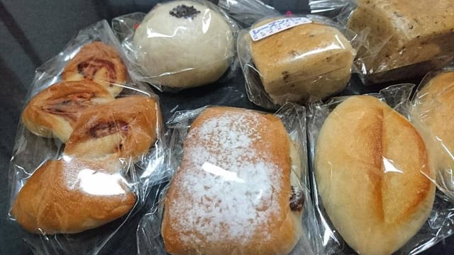 田んぼのパン工房 虹の穂 - サブ画像2