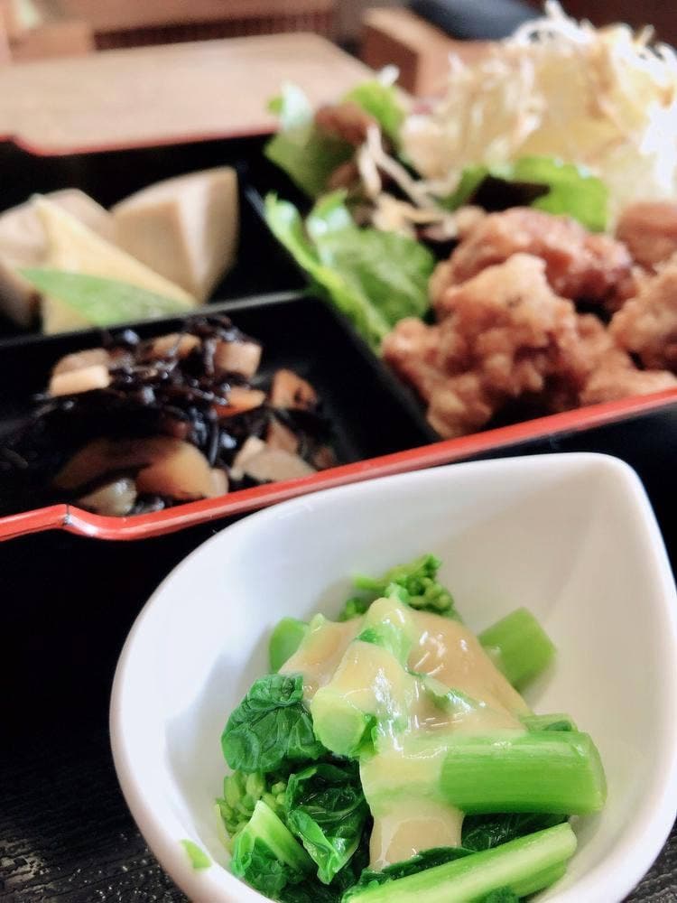 お食事処わらべ