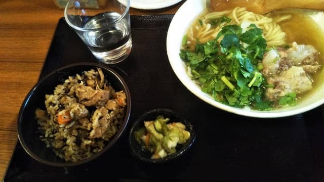 沖縄料理とそば かんから食堂 - サブ画像2