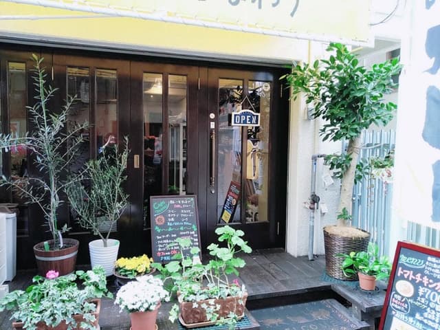 路地裏のカレー屋さん ひまわり トマトチキンカレー&カフェ - サブ画像3