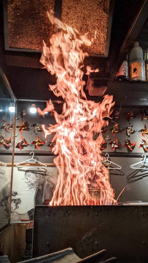 鶏と魚のわら焼き居酒屋 うちわ JR尼崎駅前アミング店 - サブ画像1