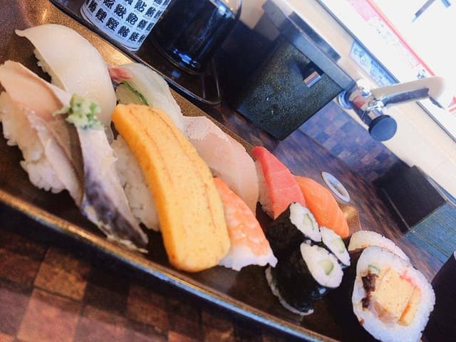 海鮮特急レーン 寿司じじや 田井島店 - サブ画像2