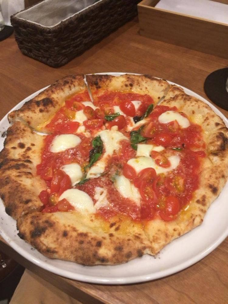 PIZZA×TAPAS ZZINO