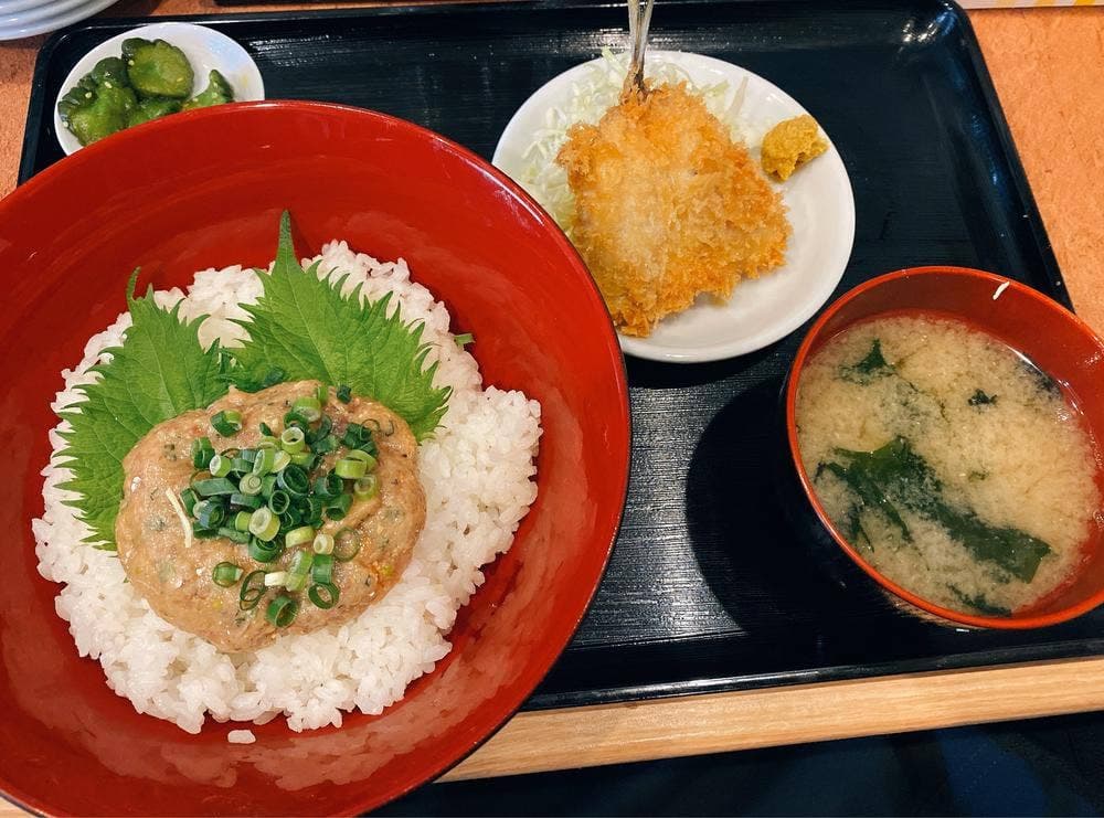 あじ○