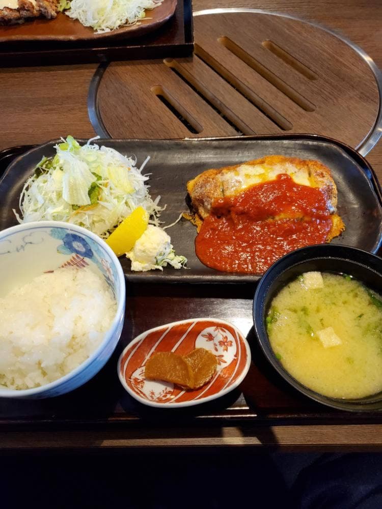 更紗 運動公園前店