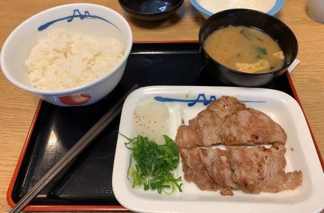 松屋 西新宿3丁目店 - サブ画像3